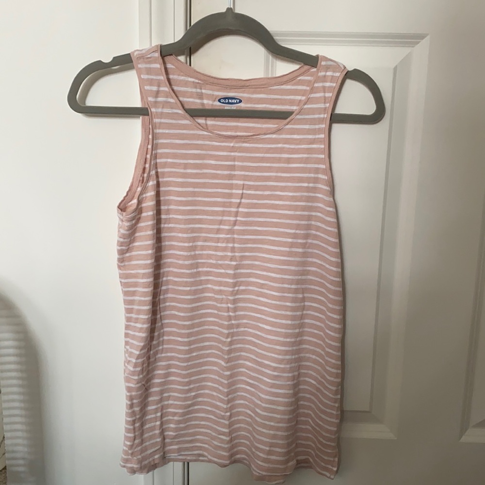 Pink and white old navy tank top. Size small